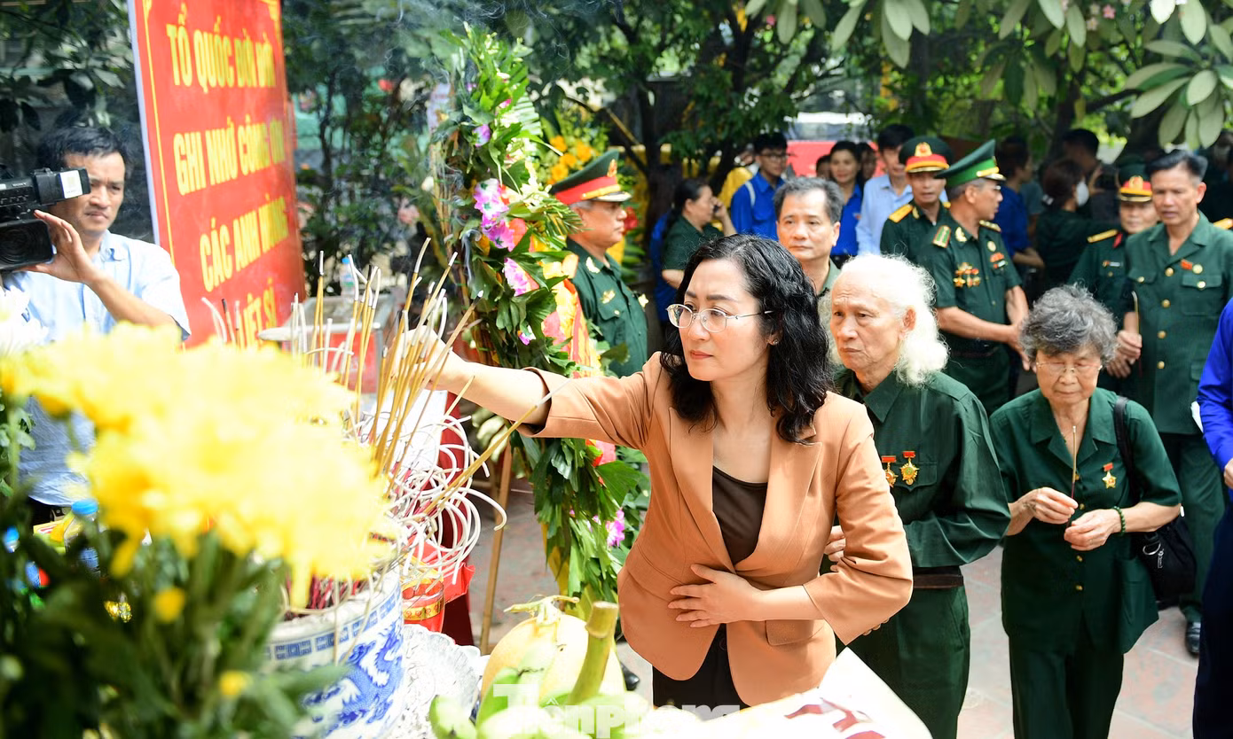tp-thanhnienxungphong-hanoi19.jpg