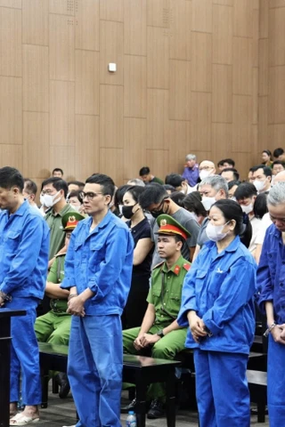 Bị cáo đánh bạc hàng triệu USD trong khách sạn Pullman nói 'hoàn cảnh gia đình rất khó khăn'