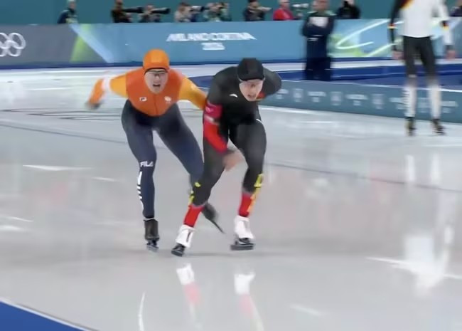 VĐV Trung Quốc bị tố phạm lỗi, cản đối thủ c&oacute; cơ hội nhận ...