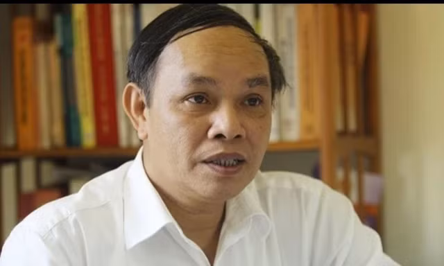 Vụ gà lôi trắng và hiệu trưởng tham ô: Dấu hỏi lớn về năng lực chuyên môn