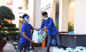 'Ship' ngàn suất quà Phiên chợ nghĩa tình giúp người khó khăn vượt qua đại dịch