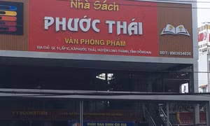 Truy bắt đối tượng dùng súng vào nhà sách cướp tài sản 