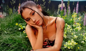 Ariana Grande khẳng định đẳng cấp "diva thế hệ mới" qua dự án live album "positions"