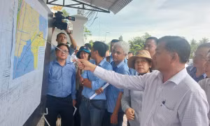 Sóc Trăng kiến nghị Chính phủ gỡ khó về cấp phép khai thác cát biển