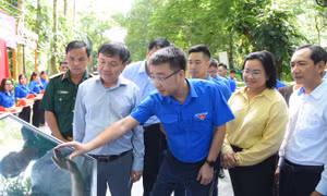 Trung ương Đoàn ra quân hoạt động Chiến dịch tình nguyện Kỳ nghỉ hồng