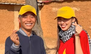 Hoa hậu Thùy Tiên nói thẳng nói thật về Quang Linh Vlogs, là ngọt ngào hay xa cách?