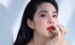 Từng khốn đốn vì ồn ào sao kê, ca sĩ Thủy Tiên vẫn có phát ngôn cực sốc về chuyện làm từ thiện