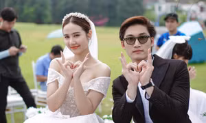 Thương Ngày Nắng Về: Đến tận giờ này, khán giả vẫn tranh cãi vì chi tiết lạ ở đám cưới Trang - Duy