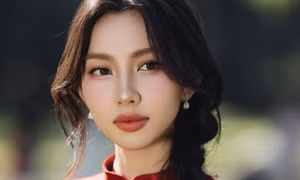 Hiếm lắm mới thấy Hoa hậu Thùy Tiên đối đáp xéo xắt như thế này