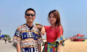 Dù phủ nhận tin đồn hẹn hò, Hoa hậu Thùy Tiên vẫn ra dáng “nóc nhà” với Quang Linh Vlogs