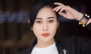 Phương Oanh (Hương Vị Tình Thân) đăng ảnh "dìm hàng" chính mình kèm theo lời nhắn ý nghĩa