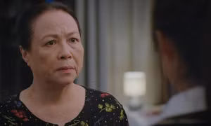 Thương Ngày Nắng Về: Hết đau lòng vì Vân Khánh, bà Nga lại tổn thương vì con út Vân Vân