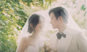 Đoạn phim hậu trường "Queen of Tears" khiến Kim Soo Hyun, Kim Ji Won bị nghi hẹn hò