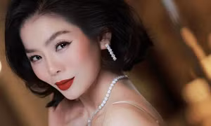 Khoe ảnh bikini nóng bỏng nhưng Lệ Quyên lại bị nghi ngờ chỉnh ảnh quá tay