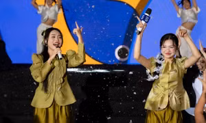 Dù không hát nhạc phim "Kính Vạn Hoa", Phương Mỹ Chi vẫn có vai trò đặc biệt