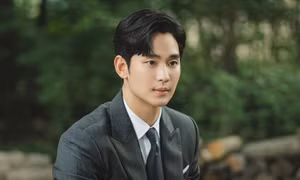 Queen Of Tears: Vì sao Kim Soo Hyun thường nhận vai "làm nền" cho nữ chính?