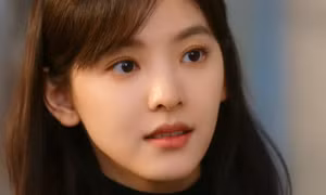 Khó Dỗ Dành: Hết son môi, lông mi của Nhược Nam lại gây sốt vì một cảnh quay