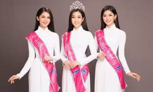 Top 3 'Hoa hậu Việt Nam 2016’ cùng làm một hành động đặc biệt khiến nhiều khán giả trầm trồ