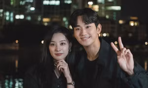 Queen Of Tears: Kim Soo Hyun có ẩn ý gì khi đăng 3 bức ảnh này lên trang cá nhân?