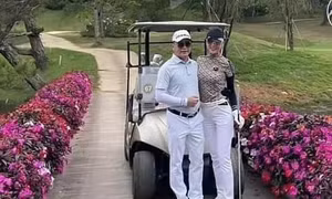 Giữa cơn bão chỉ trích, Phương Oanh và Shark Bình tiếp tục có hành động khiến dư luận xôn xao