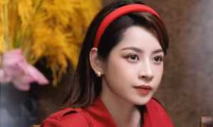 Chi Pu bị nghi "giả vờ không biết tiếng Trung" trong show ẩm thực mới