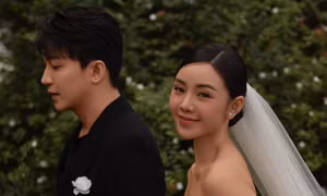 Giữa lúc vướng tin đồn hẹn hò, B Trần lại nói điều ngọt ngào với Quỳnh Kool