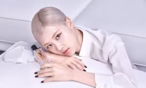 Cuối cùng thì Rosé có phải Đại sứ toàn cầu của Saint Laurent hay chỉ là một sự hiểu lầm?