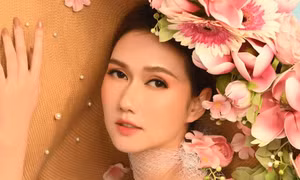 Ngỡ đã vượt qua cú sốc chia tay Đình Tú, Hương Giang lại để lộ tâm trạng buồn bã