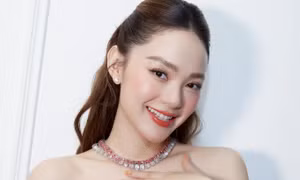 Không cần nói lời nào, Minh Hằng vẫn được khen khéo léo khi đáp trả tin đồn mang thai