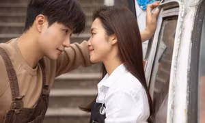 “Cặp đôi tin đồn” Thanh Sơn - Khả Ngân lộ cách xưng hô độc lạ chưa từng thấy