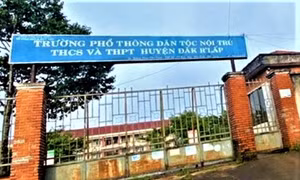 Hiệu trưởng ở Đắk Nông xin từ chức sau nhiều sai phạm tài chính
