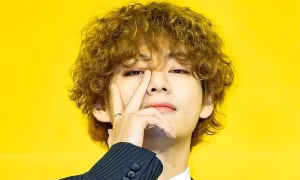 Bị "hù dọa", V (BTS) xóa video mừng "Butter" đạt No.1 Billboard Hot 100 ngay tắp lự