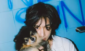Cún cưng của V BTS - "Idol giới trẻ" Yeontan có fancam đầu tiên trên sân khấu