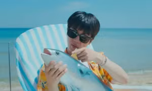 Jin BTS tung MV "Super Tuna", cầu hôn ai mà khiến ARMY "hờn ghen" hết nấc?