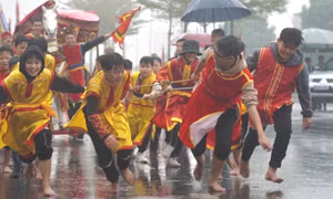 Lễ rước kiệu, kéo ngựa ở hội Lim