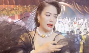 Trương Ngọc Ánh: 'Tôi kỳ vọng người khác đăng quang Hoa hậu Trái Đất Việt Nam cơ'