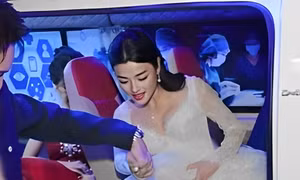 Vụ nghệ sĩ tới thảm đỏ bằng xe cấp cứu: Có thể bị xem xét xử lý về tội danh 'Gây rối trật tự công cộng' 
