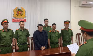 Bắt tạm giam Cục trưởng Cục Đăng kiểm Việt Nam 