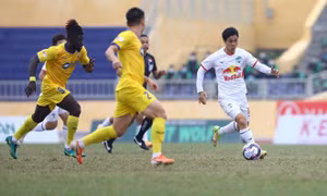 Công Phượng và các đồng đội trải qua trận thứ 3 chưa thắng ở V-League 2022. 