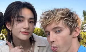 OTP Troye Sivan - Hyunjin Stray Kids: Đi chung show rồi "crush" lúc nào không hay