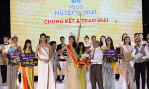 Mai Hiếu Ngân đăng quang Hoa khôi Miss HUTECH 2021