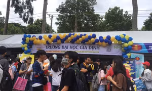 Trường ĐH Gia Định trong lần đi tư vấn tuyển sinh (ảnh minh họa)