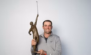 Scottie Scheffler lần thứ 3 liên tiếp thắng giải 'Golfer hay nhất năm' 