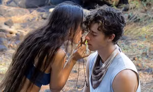 "Này một đời thương, còn tương còn tư": Shawn Mendes hẹn hò với "bản sao" Camilla Cabello?