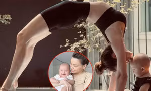 Hồ Ngọc Hà âu yếm bé Leon theo phong cách "không đụng hàng": Vừa tập yoga vừa hôn con
