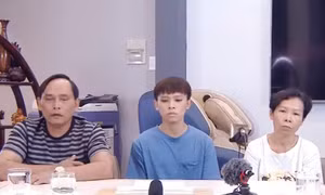 Hồ Văn Cường tố fan ruột làm lộ thông tin, đính chính tin đồn bất lợi về mẹ Phi Nhung