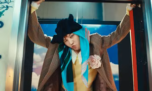 Nghi vấn G-Dragon BIGBANG "thả thính" track list trong album mới ở MV "POWER"