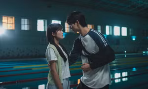 Lovely Runner tập 3: Im Sol xuyên về hiện tại trong hoang mang, Sun Jae tổn thương