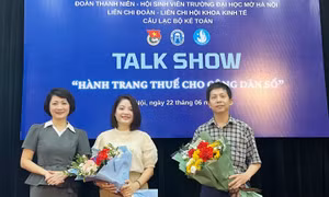 Sinh viên Hà Nội tìm hiểu Nghị định 70 về hóa đơn điện tử
