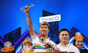 Chàng trai xứ Thanh giành chức vô địch 'Đường lên đỉnh Olympia' 2023